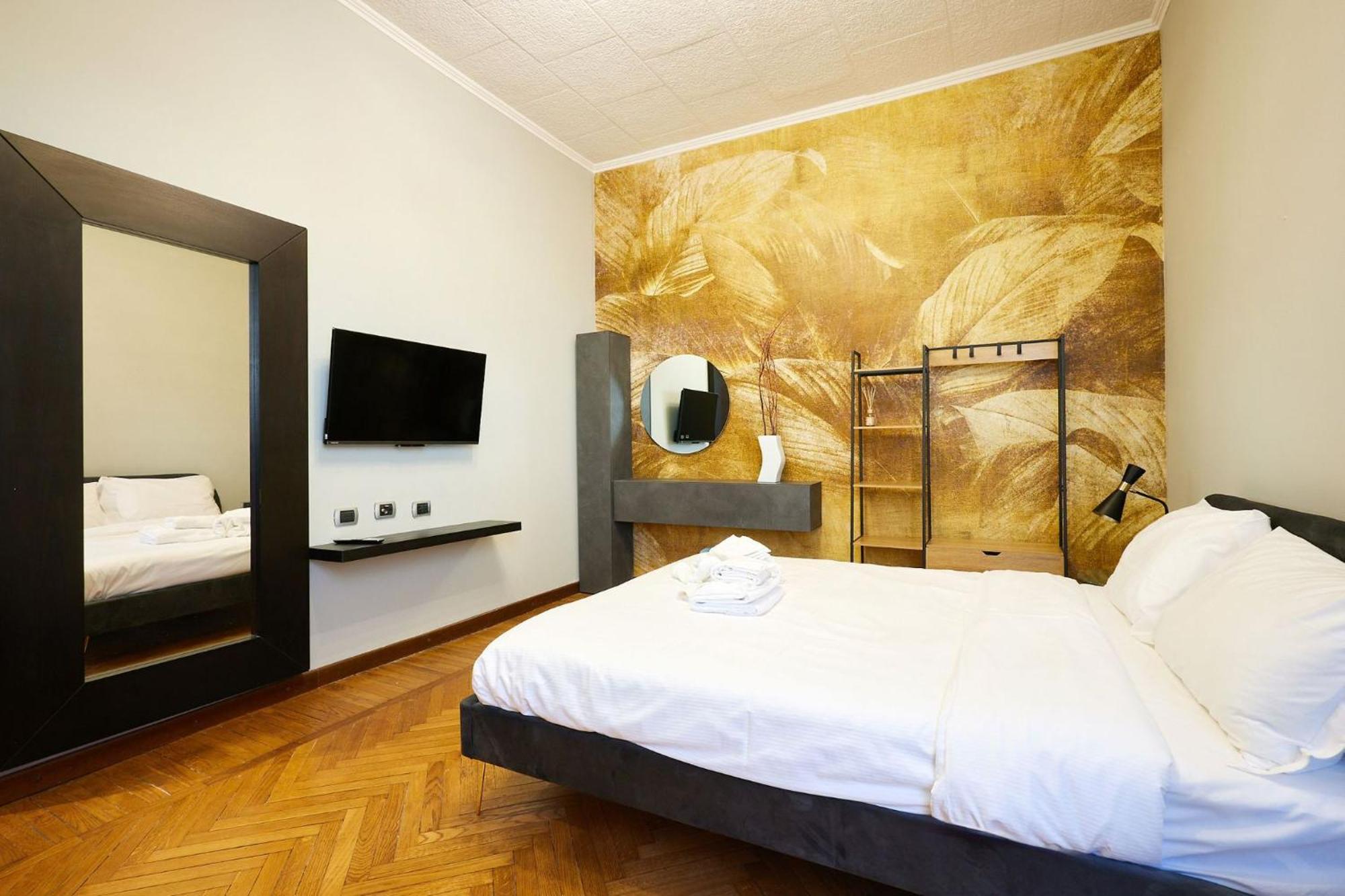Sant'Ambrogio Charme Apartment Милано Екстериор снимка