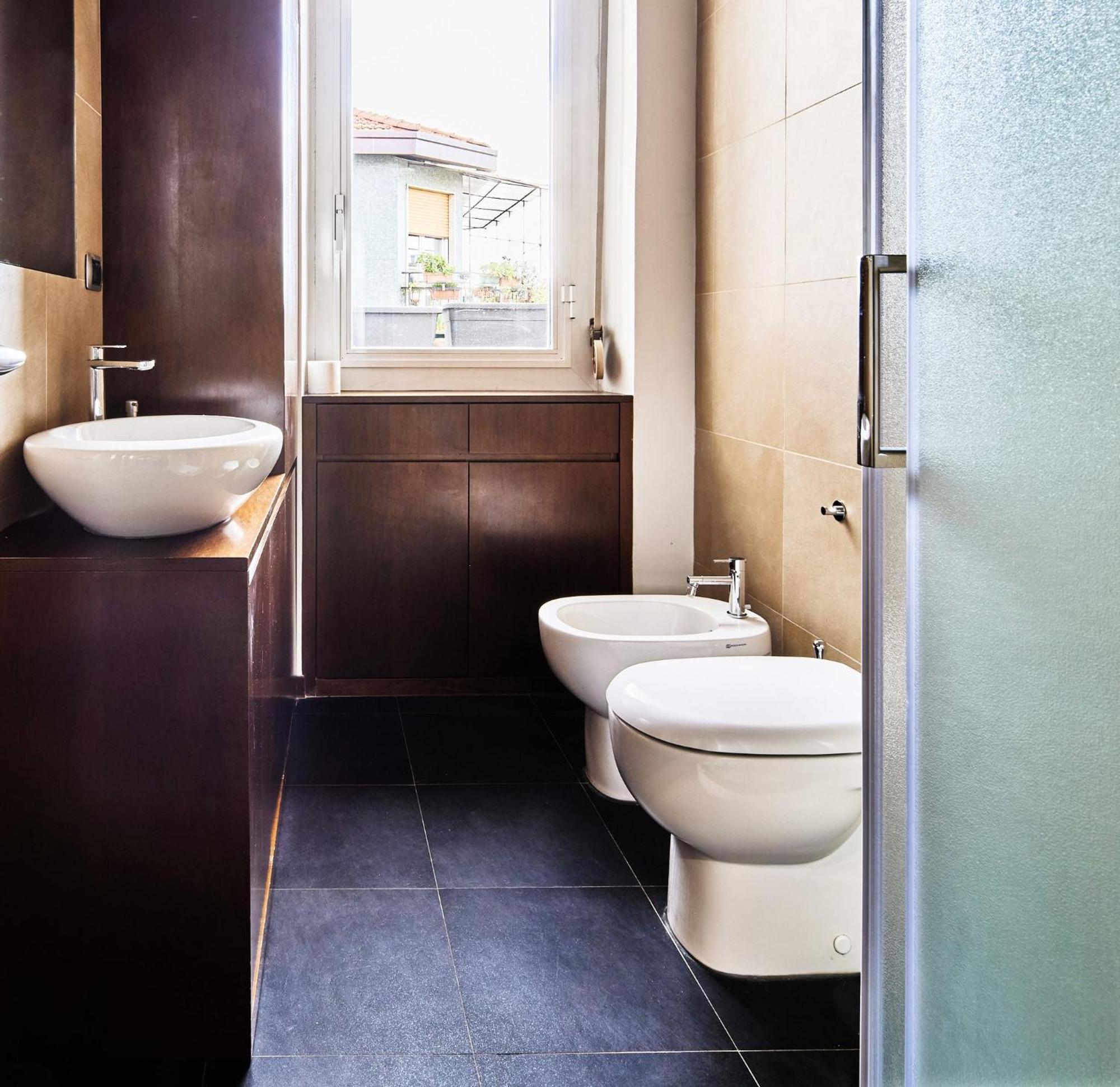 Sant'Ambrogio Charme Apartment Милано Екстериор снимка
