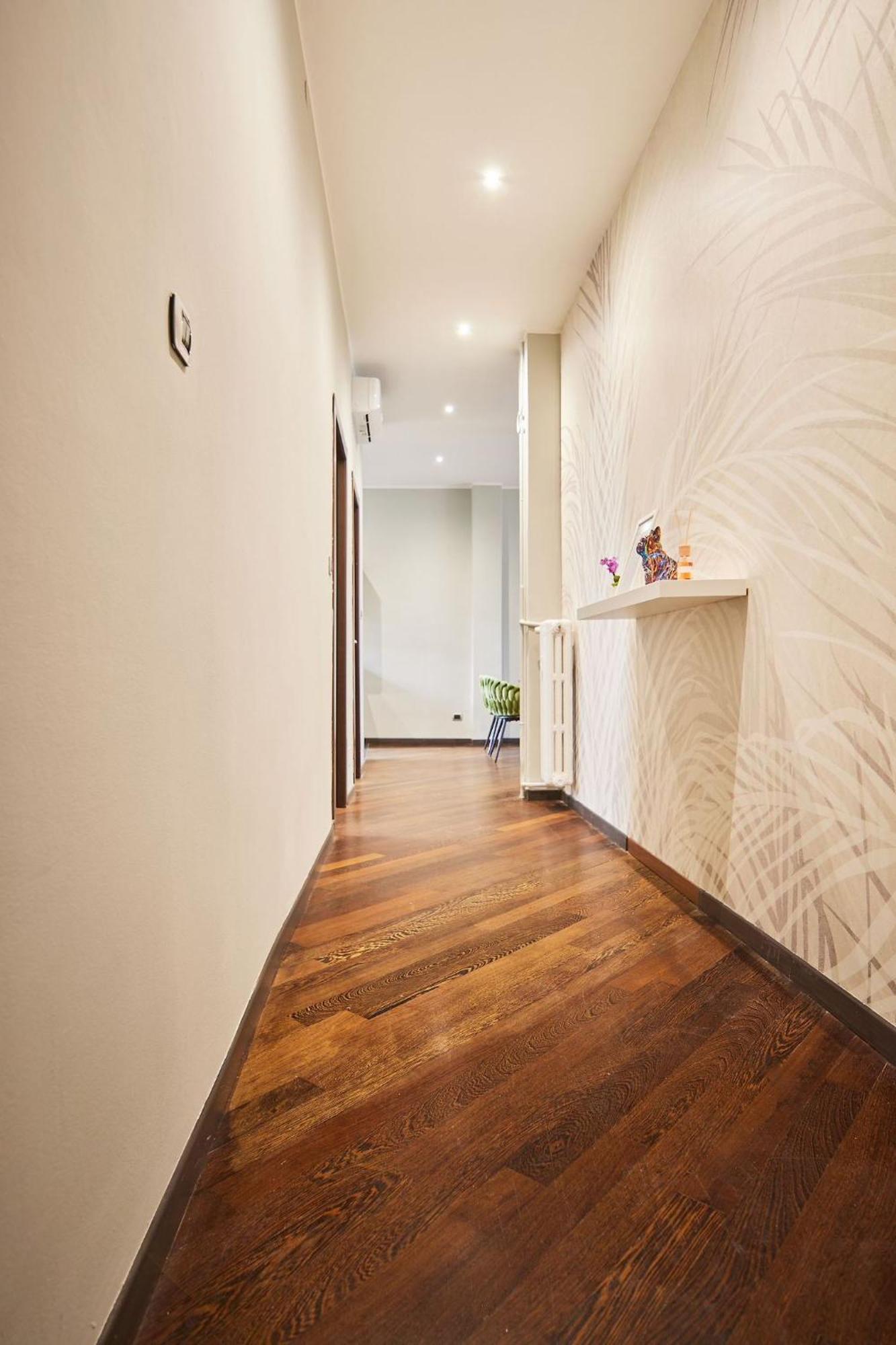 Sant'Ambrogio Charme Apartment Милано Екстериор снимка