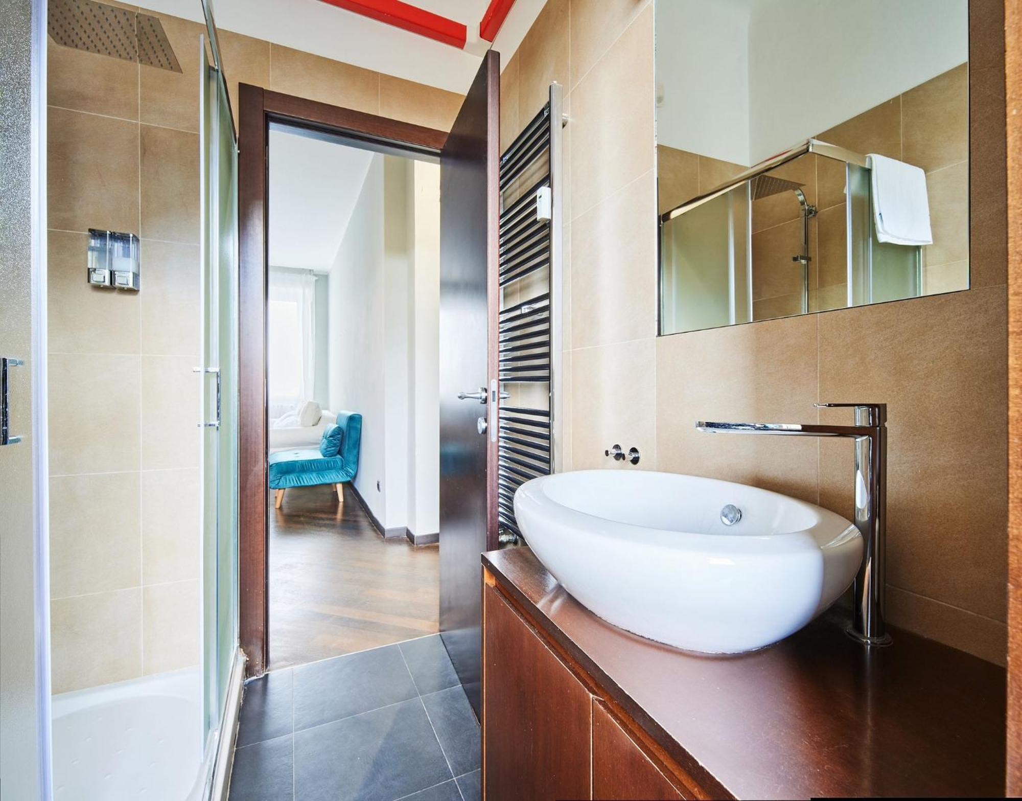Sant'Ambrogio Charme Apartment Милано Екстериор снимка